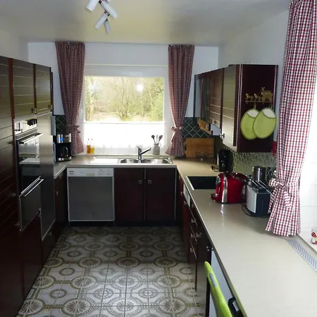 Weisses Duenenhaus Mit Meerblick * Böhl